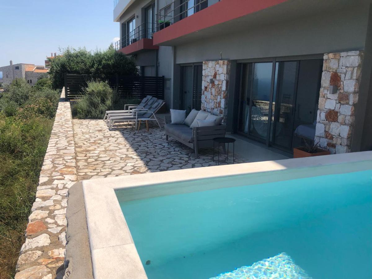 Seaview Maisonette Schinias Exterior photo
